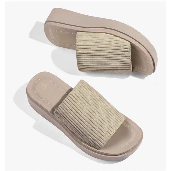 NWT Women’s Platform Wedge Sandals Size 11 Tanned Beige Slip On - Picture 6 of 17